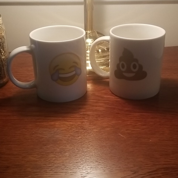 None Other - Emoji mug lot- 2 total